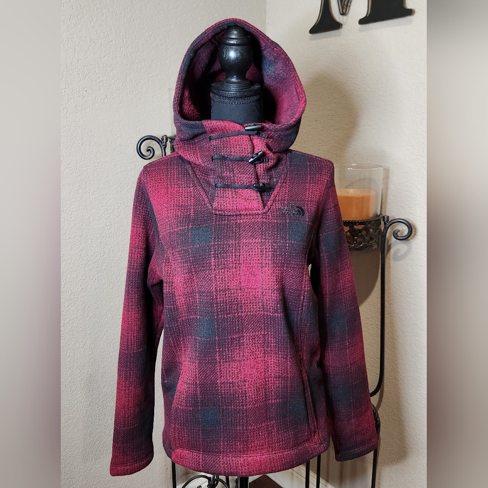 The NorthFace Crescent Red and Black Plaid Hoodie With Toggle Buttons. Size S - Picture 2 of 11